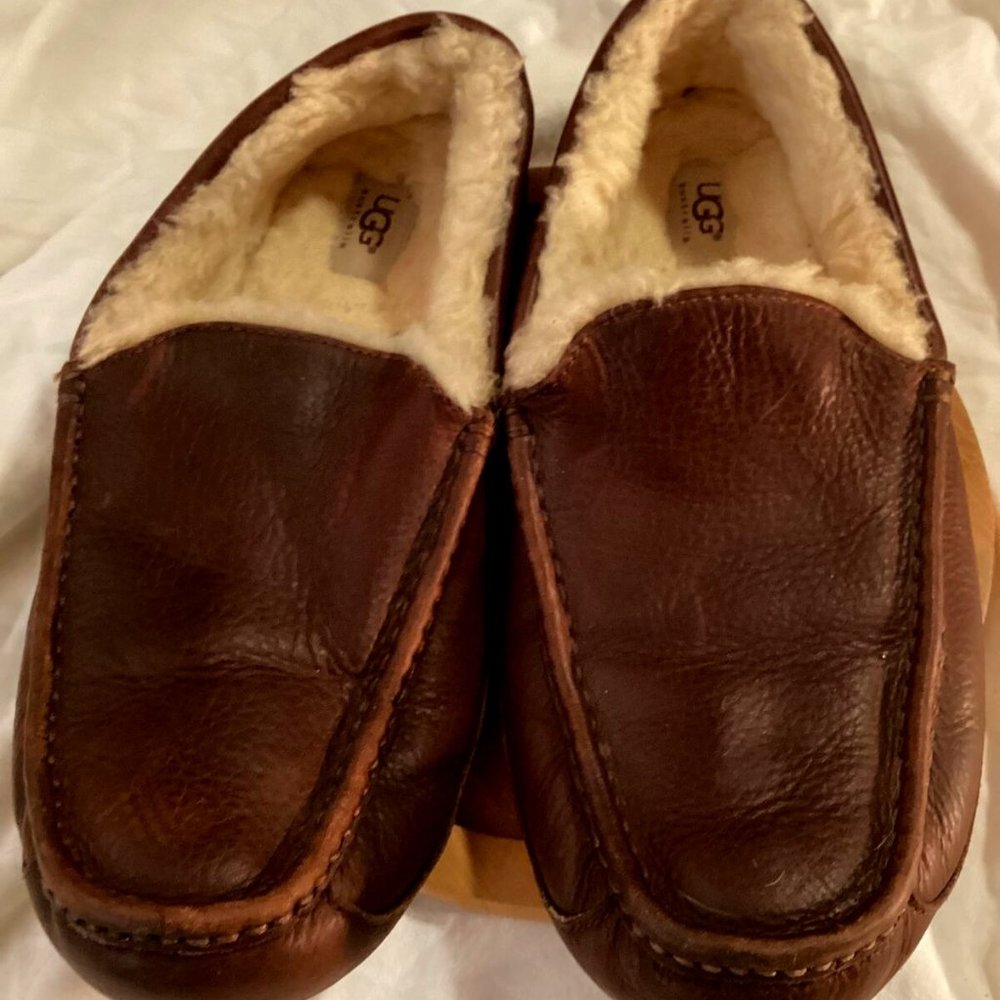 Ugg Men's Ascot Slipper Brown Leather Shoes Shearling Lined Slippers Size 12